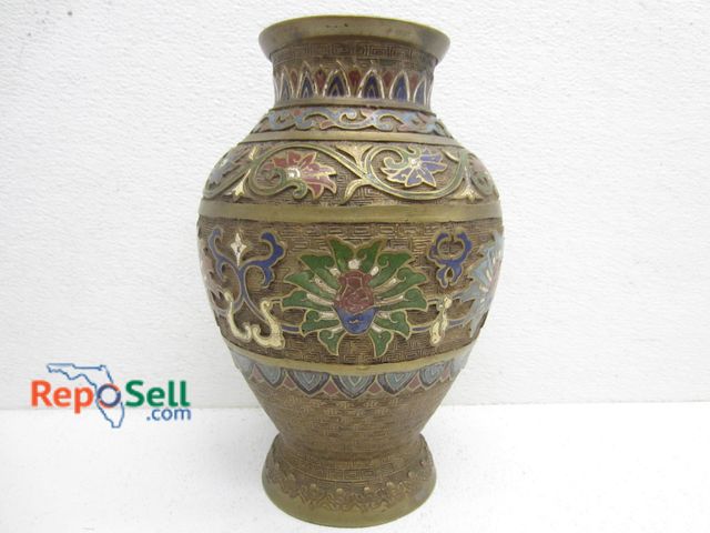 Lot 31-9439 - Brass 3D Bottomless Vase w/Inlaid Stone 9.5"H