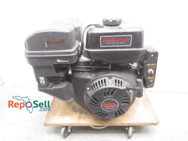 Lot 31-1399 - Predator Engine 420cc with Key Start (has compression)