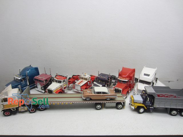 Lot 31-9238 - (10) Assorted Truck Cabs, Truck and (1) Model Car 1:24 Scale