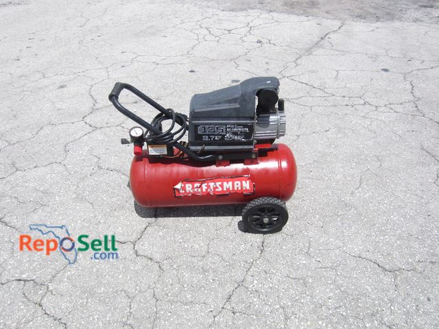 Lot 31-3459 - Craftsman 135psi Air Compressor #15364 - Powers On/Builds Pressure