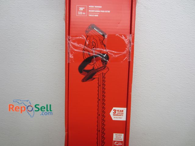 Lot 31-7339 - Craftsman 20" Hedge Trimmer w/Battery &amp; Charger, #CMCHT810C1