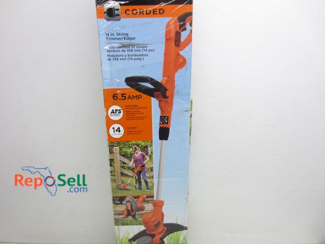 Lot 31-2128 - Black &amp; Decker 14" String Trimmer/Edger #BESTA510 - Some Box Damage