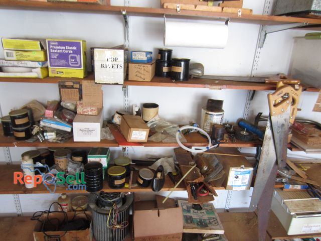 Lot 31-2059 - Contents of Shelves: Parts and tools
