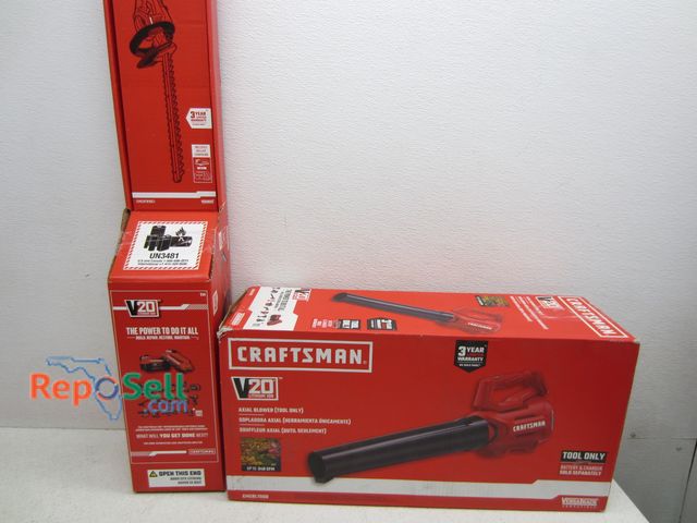 Lot 31-6165 - New Craftsman 20V Blower #CMCBL700B And 20" Hedge Trimmer #CMCHT810C1 With Battery And Charger