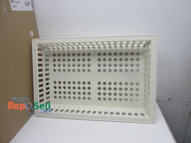 Lot 31-1158 - (20) Pegasus deep baskets, 24 inches by 16 inches, new in box.