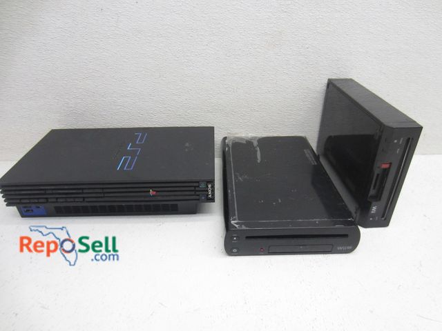 Lot 31-6070 - (2) Wii And PS2: RVL-101 (USA), WUP-101 (02) And SCPH-39001 - PS Did Not Power On, Wii Untested