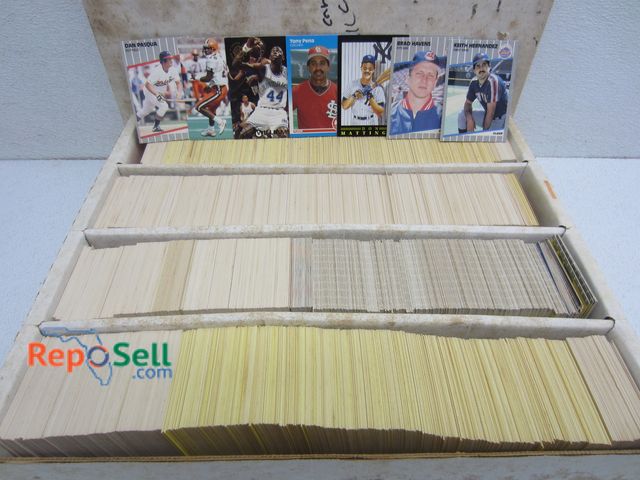 Lot 31-1098 - Box of 1980s &amp; 90s Baseball/Basketball Cards