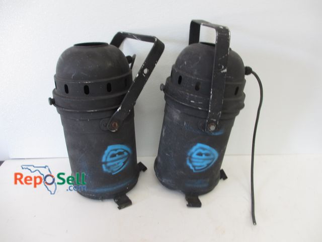 Lot 31-1251 - (2) 18"L Light Housings; Appear to be from Warner Brothers