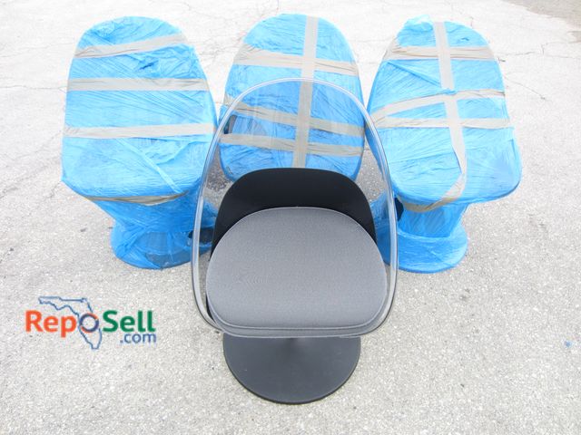 Lot 31-3259 - (4) Ikea Modern Swivel Chairs