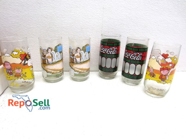 Lot 31-5108 - (16) Collectible Glassware: Star Wars, Coca Cola, Peanuts