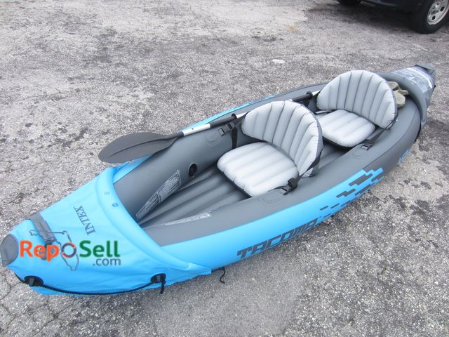 Lot 31-4384 - Intex Tacoma K2 Kayak &amp; Paddle w/Storage Bag