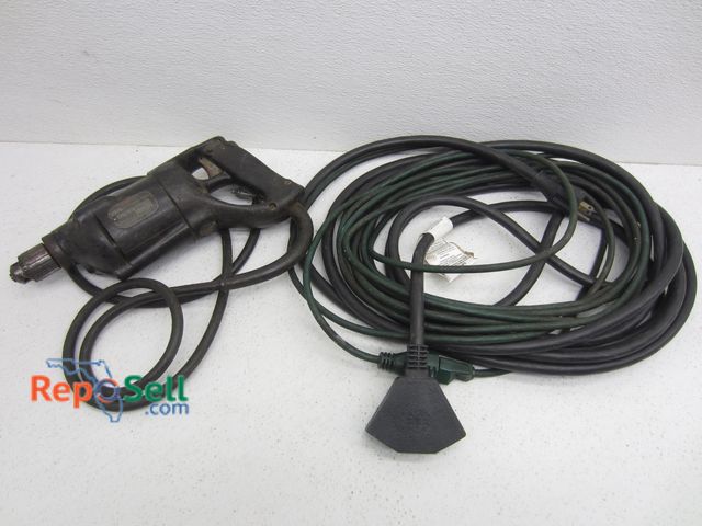 Lot 31-9267 - Vintage B&amp;D 1/4" Drill With Power Cords - Power On