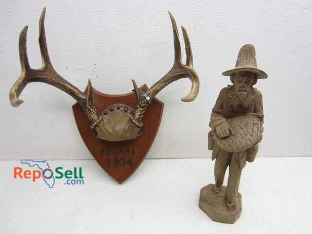 Lot 31-6123 - Wall Mount 8-Point Antlers And Wood Carved Man