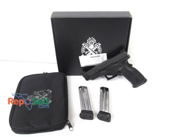 Lot 31-1031 - Springfield Armory XDM Elite 9mm with (2) 19rd magazines. 4.5" Barrel Includes factory box, zippered...