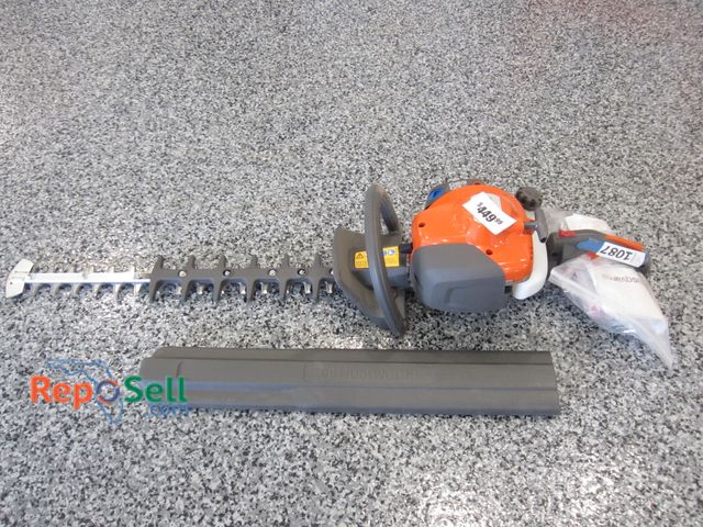 Lot 31-1087 - Husqvarna New double-sided hedge trimmer 322HD60