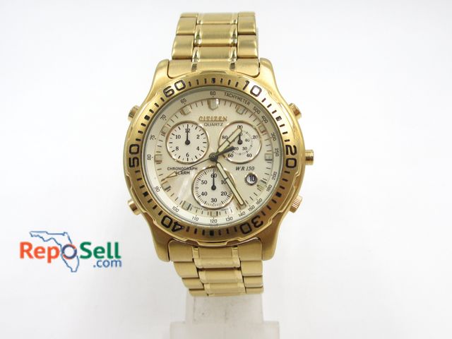 Lot 31-5010 - Men's Citizen Chronograph Watch with Full Band, New Battery, Like New