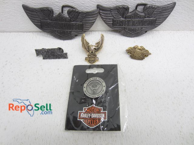 Lot 31-5101 - Lot Of Harley Davidson Belt Buckles And Pins