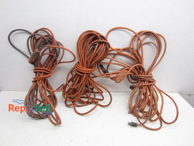 Lot 31-5237 - (3) Extension Cords