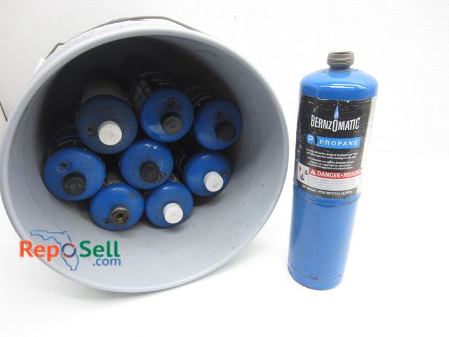 Lot 31-9084 - (9) 14.1oz Bernz0Matic Propane Tanks