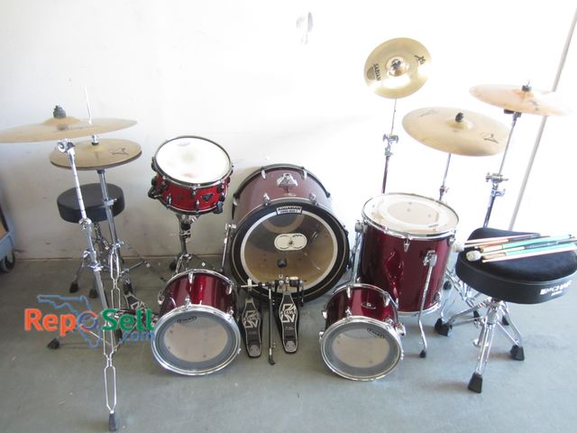 Lot 31-5039 - Drum Set With (5) Cymbals, (5) Drums, Thrones, Guitar Stands, Microphone Stand, Drum Sticks, Etc.: Z...