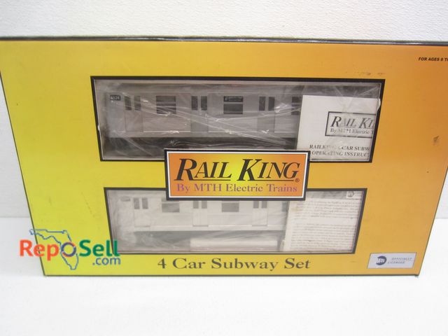 Lot 31-1106 - MTH Rail King 4 Car Subway O Gauge Train Set in Box - Consignor states running