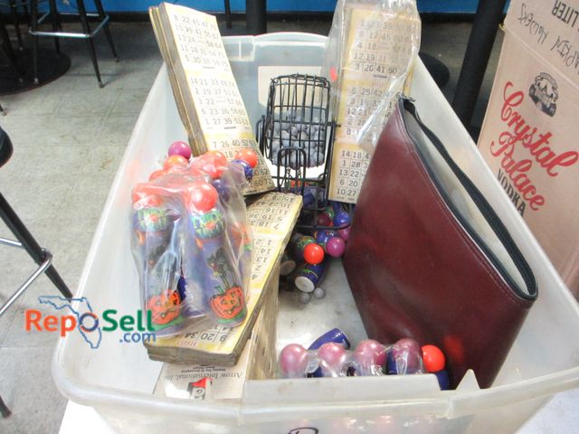 Lot 31-2172 - Bingo Lot: Daubers, Cards, Spinner, etc.