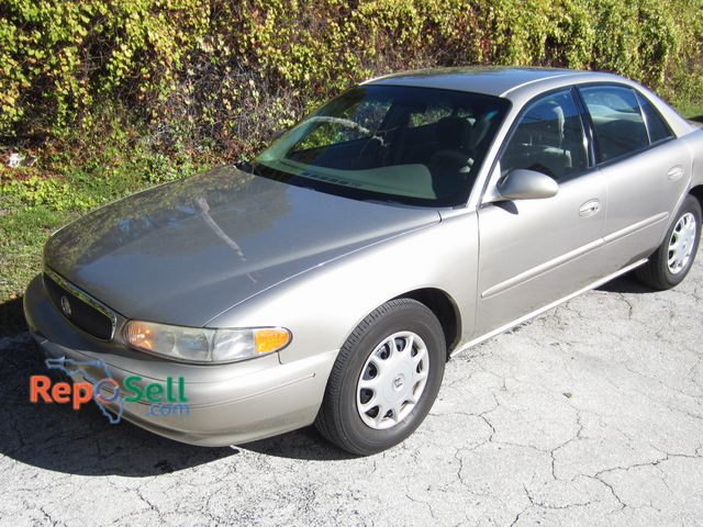 Lot 31-2599 - 2003 Buick Sentry Sedan