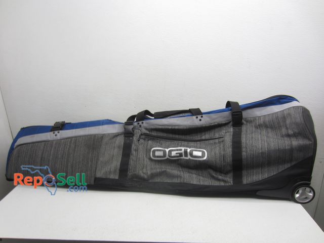 Lot 31-3541 - OGIO Travel Sports Bag On Wheels