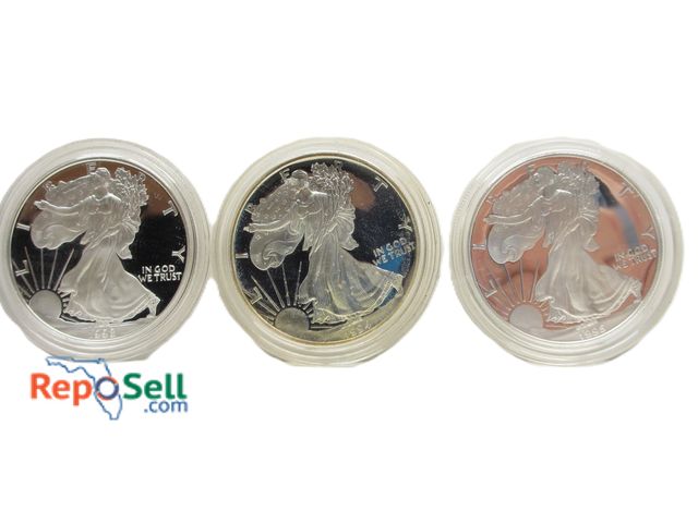 Lot 31-1019 - (3) 1 oz. Silver Walking Liberty Coins 1994, 95, 98