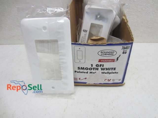 Lot 31-9276 - (17) New metal  white wall plates