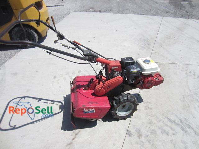 Lot 31-1022 - Honda FR600 gas tiller, 6.5 HP, ran when tested.