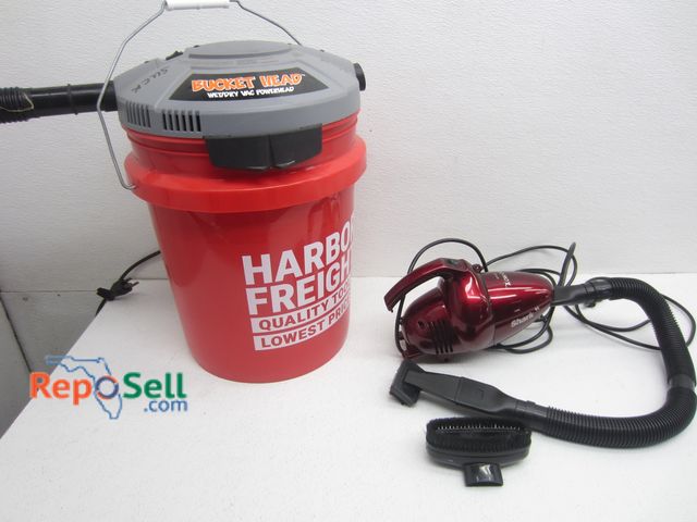 Lot 31-8569 - Bucket Vacuum And Shark Vacuum - Both Power On