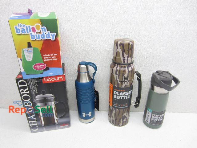 Lot 31-9197 - (3) Thermos, French Press, Balloon Inflator - Powers On