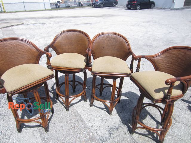 Lot 31-1199 - (4) Pula Ski Swivel Bar Stools