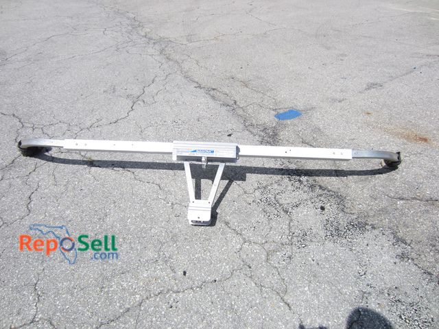 Lot 31-3336 - Werner Quick Click Ladder Stabilizer #AC78