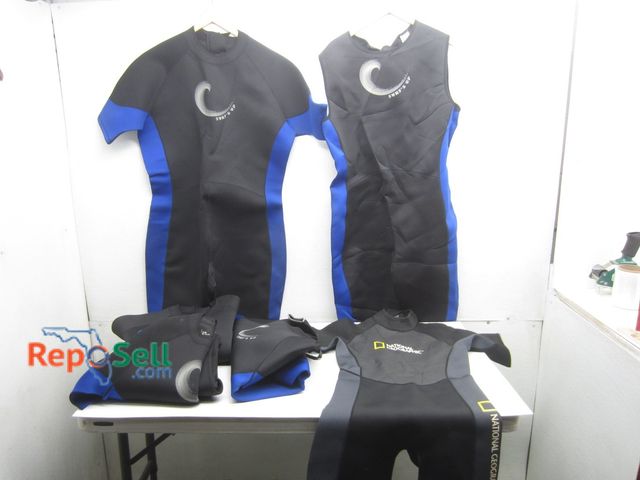 Lot 31-5059 - (6) New Surfs Up Wet Suits: (3) XL, (2) Large And (1) 2X