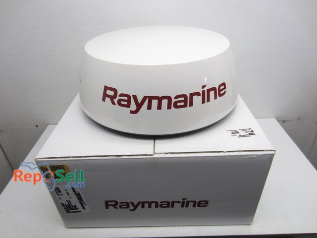 Lot 31-5175 - Raymarine Quantum 18" #Q24C Wired &amp; Wifi Radar System