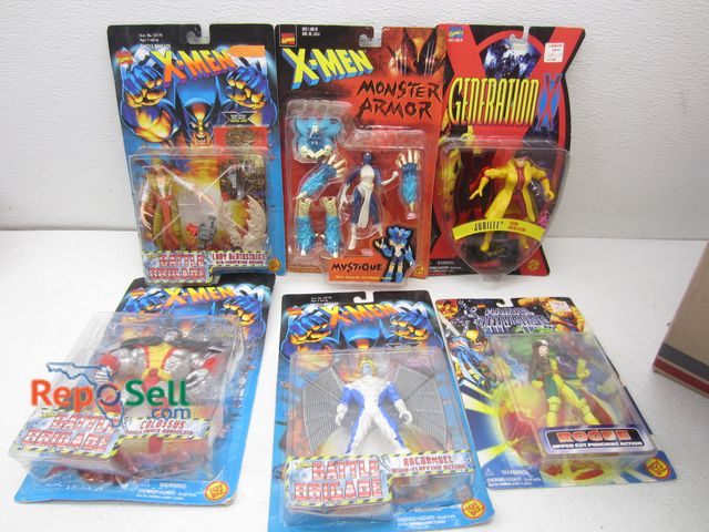 Lot 31-8105 - (15) X-Men Toys/Figurines - All New in Original Packaging: Archangel, Rogue, Jubilee, etc.