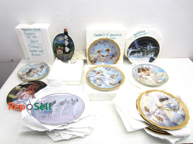 Lot 31-5353 - Lot Of Collectors Plates And Lighthouse - Some With COA's: Franklin Mint, Bradford Exchange etc