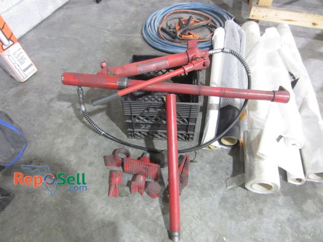 Lot 31-8084 - Hydraulic Body Frame Repair Tools with Dies