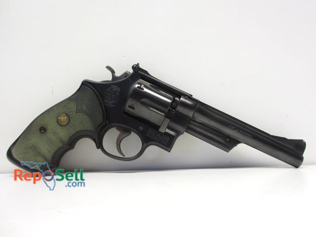Lot 31-9045 - Smith &amp; Wesson Highway Patrolman Model 28-2 .357 Revolver with 6" Barrel
