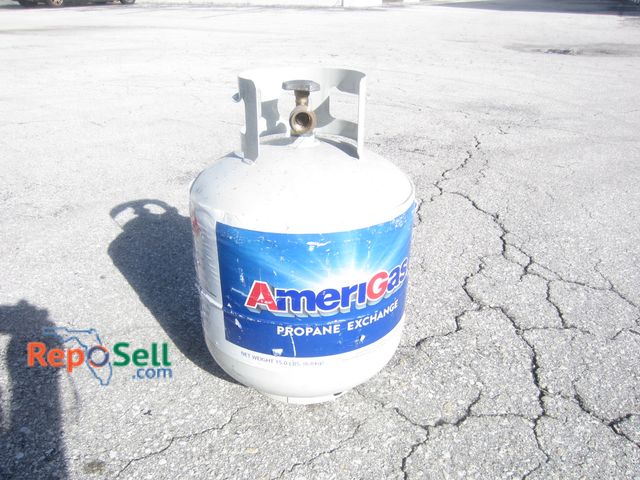 Lot 31-7050 - Propane Tank - 30lb