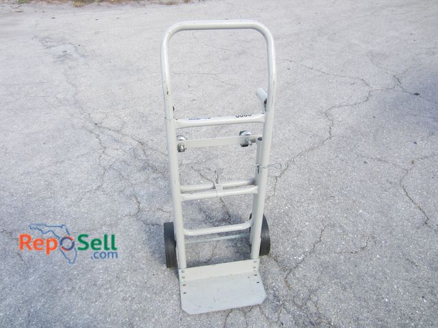 Lot 31-9440 - 2-Wheel/4-Wheel Hand Cart