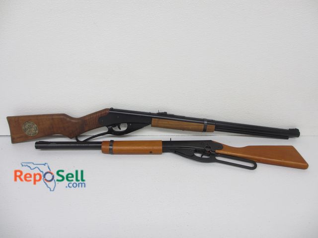 Lot 31-1450 - (2) Daisy BB Guns - Model 10 &amp; Red Ryder