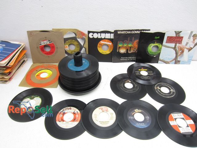 Lot 31-5231 - Approx (115) 45's Records: Elvis, Beatles, Monkees etc