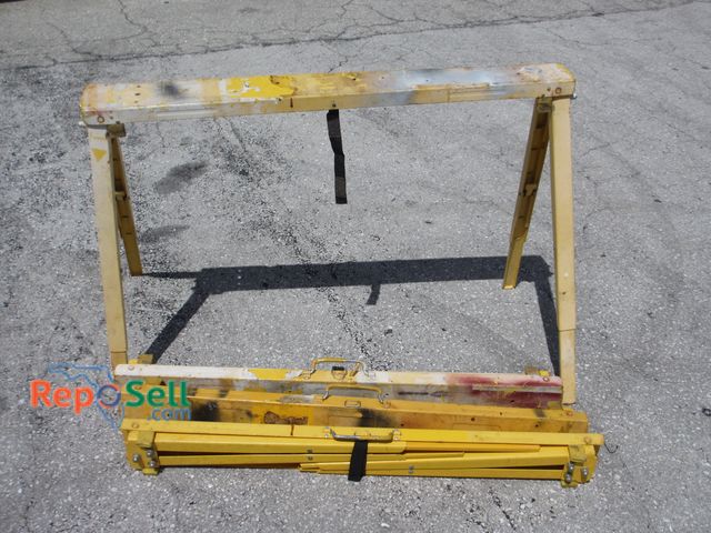 Lot 31-9221 - (4) Metal Collapsible Saw Horses