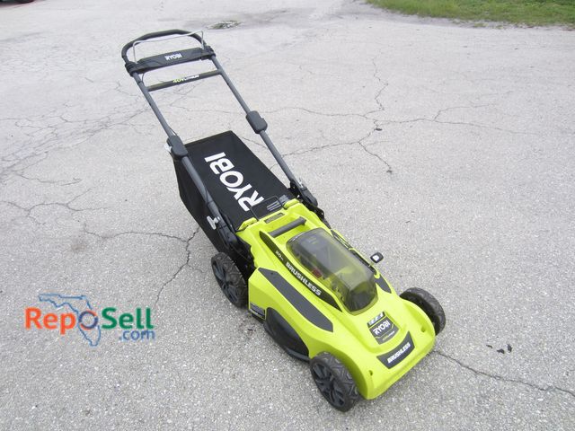 Lot 31-8522 - Ryobi 20" 40V Mower With Battery And Charger - Ran When Tested, Sometimes Has Trouble Starting