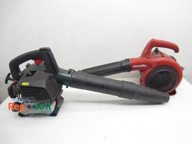 Lot 31-9225 - Bolens BL125 &amp; Homelite 26B blowers, both have compression