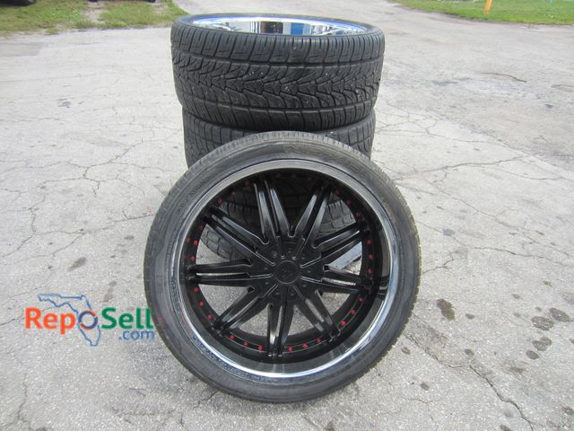 Lot 31-9391 - (4) F5 24" universal 5-lug wheels &amp; Nexen tires 305/35/24, (3) hold air, (2) with good tread, (1...