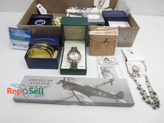 Lot 31-3051 - New Jewelry on Cards &amp; Boxes